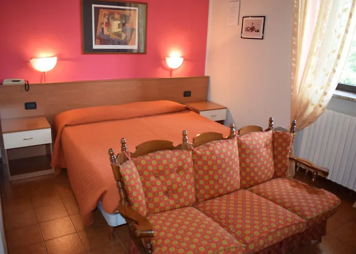 Canella Hotel 2*