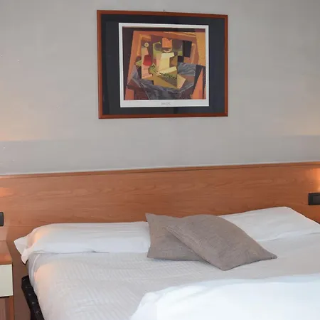 Hotell Canella Fuipiano Valle Imagna